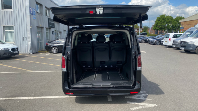 Mercedes-Benz Vito Tourer L3 Diesel Rwd 116 CDI Select 9-Seater 9G-Tronic - Image 14